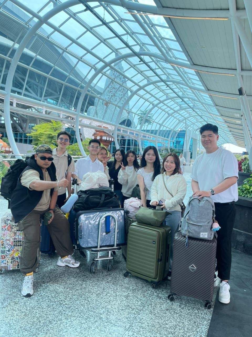 Group Airport Transfer Bali - Hiace Minibus